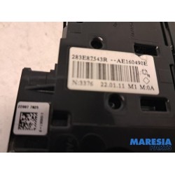 Renault - Arkana - Panic lighting switch