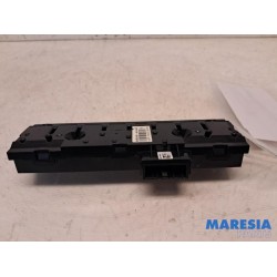 Renault - Arkana - Panic lighting switch