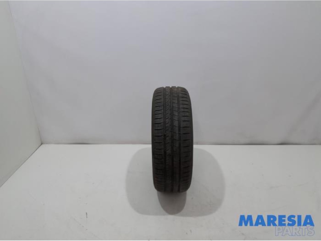 Renault - Clio - Tyre