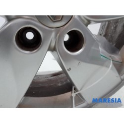 Renault - Scenic - Wheel