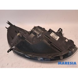 Renault - Clio - Koplamp links