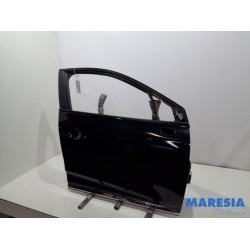 Renault - Clio - Front door 4-door, right