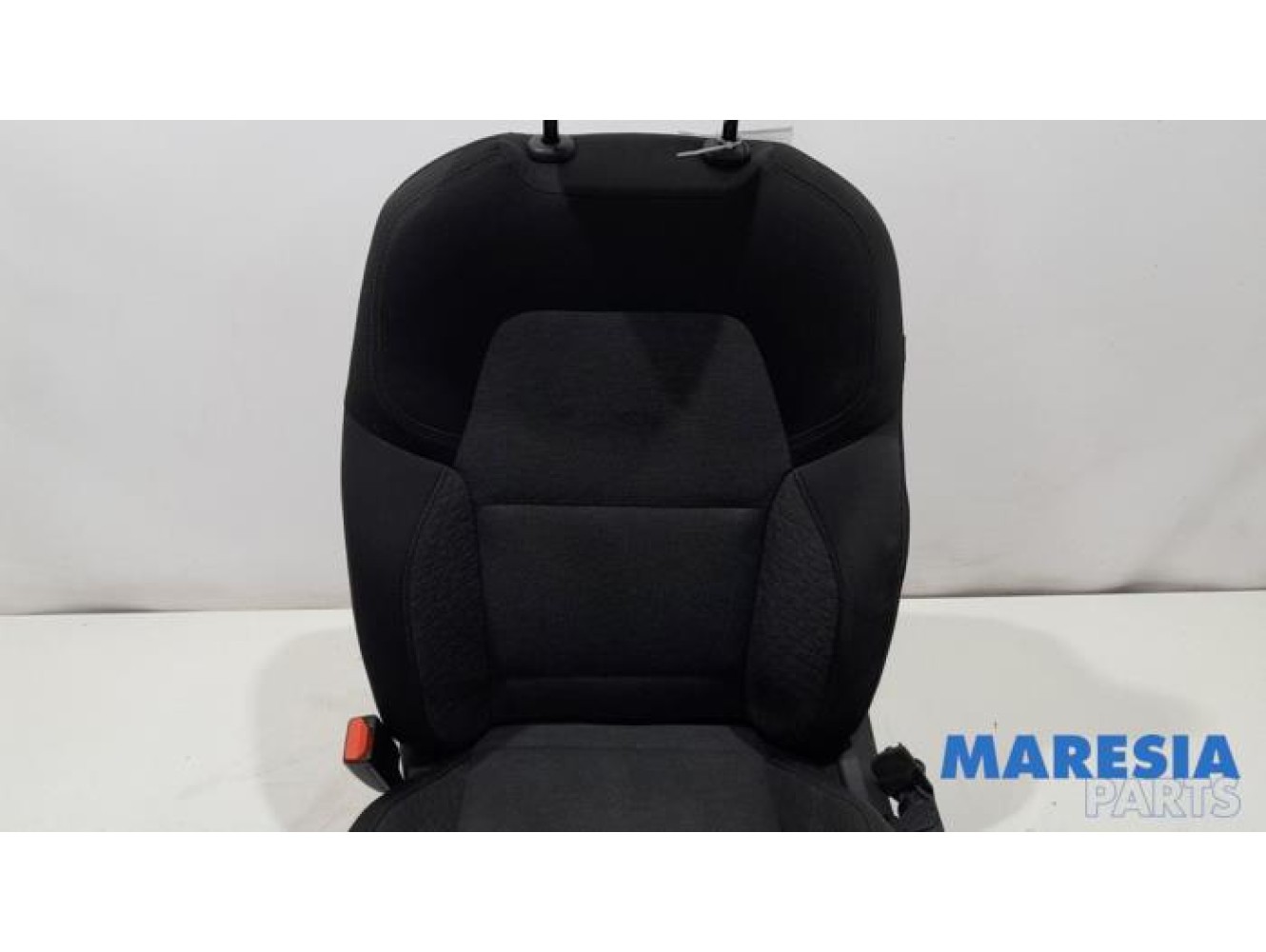 Renault - Clio - Stoel links