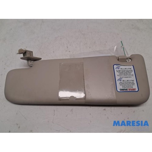 Fiat - 500 - Sun visor