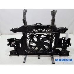 Renault - Scenic - Front panel