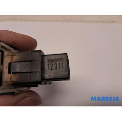 Fiat - 500 - AUX / USB connection