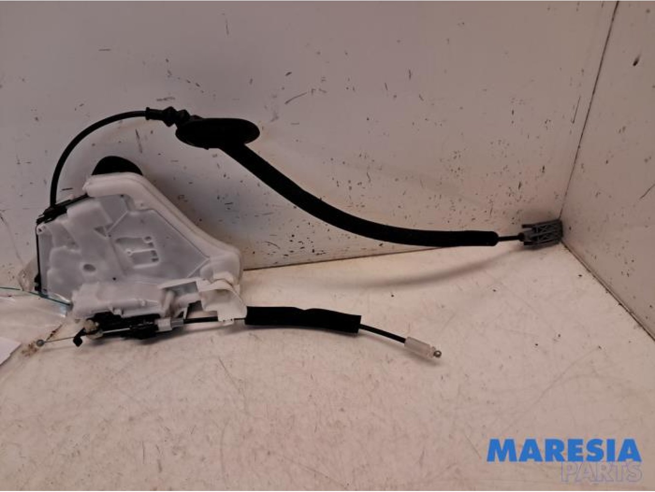Renault - Arkana - Door lock mechanism 4-door, front left