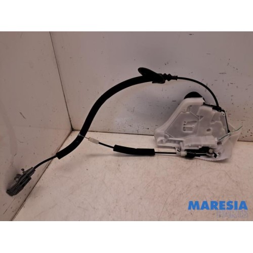 Renault - Arkana - Front door lock mechanism 4-door, right