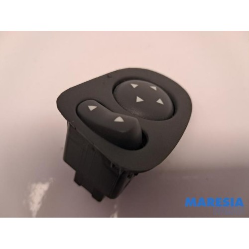 Fiat - 500 - Mirror switch