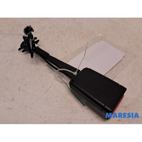 Renault - Arkana - Front seatbelt buckle, left