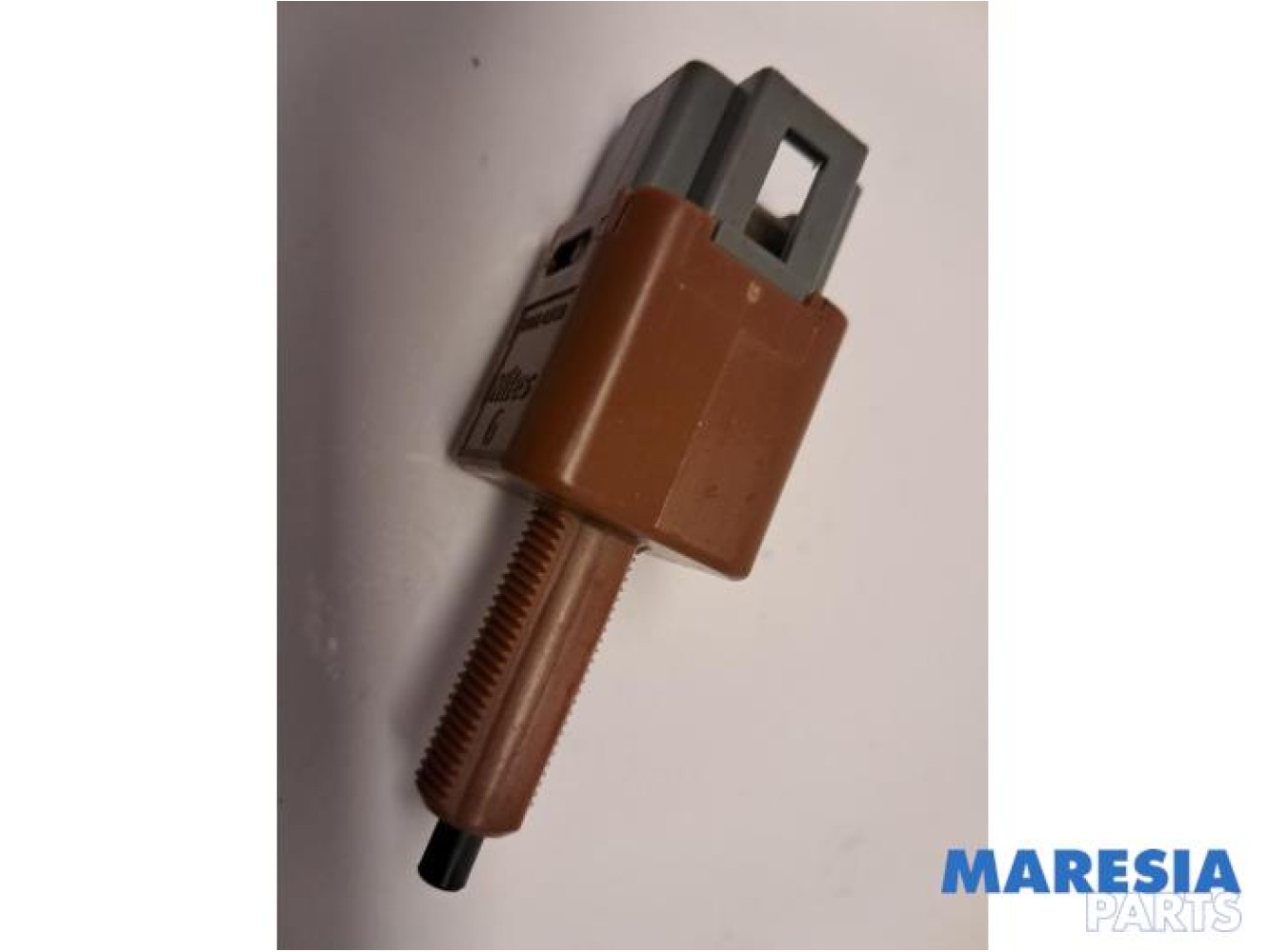 Renault - Arkana - Brake light switch