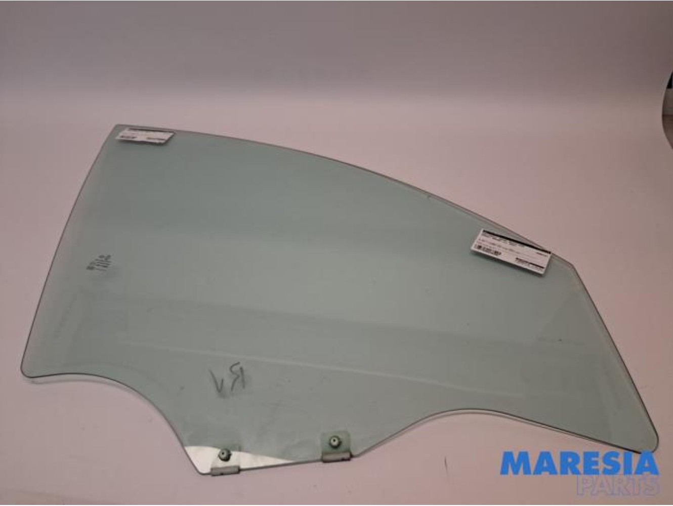 Renault - Arkana - Door window 4-door, front right