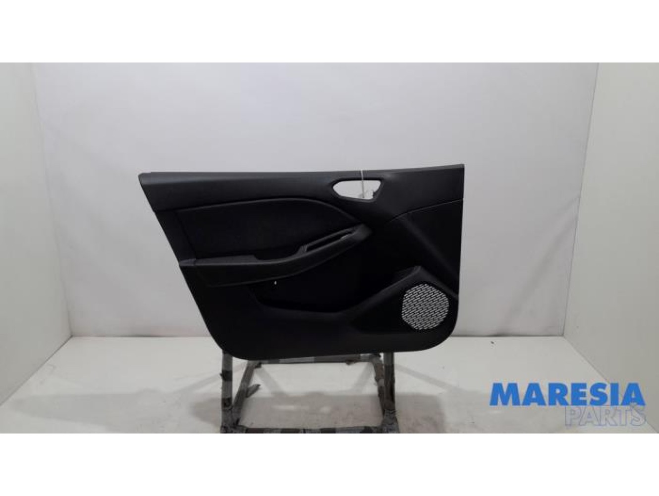 Renault - Clio - Door trim 4-door, front left