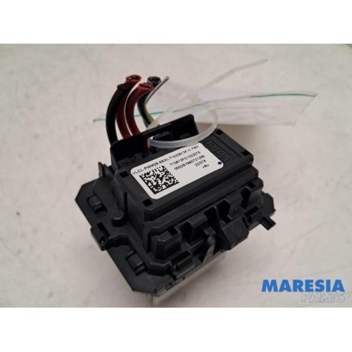 Renault - Arkana - Heater resistor