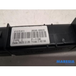 Renault - Arkana - Extra Remlicht midden