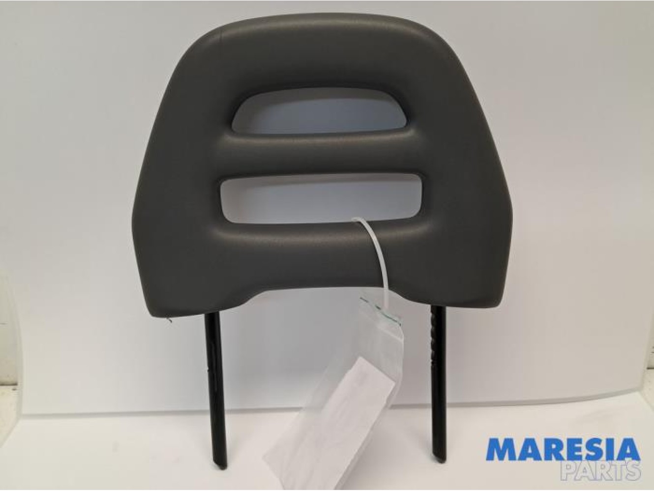 Fiat - Ducato - Headrest