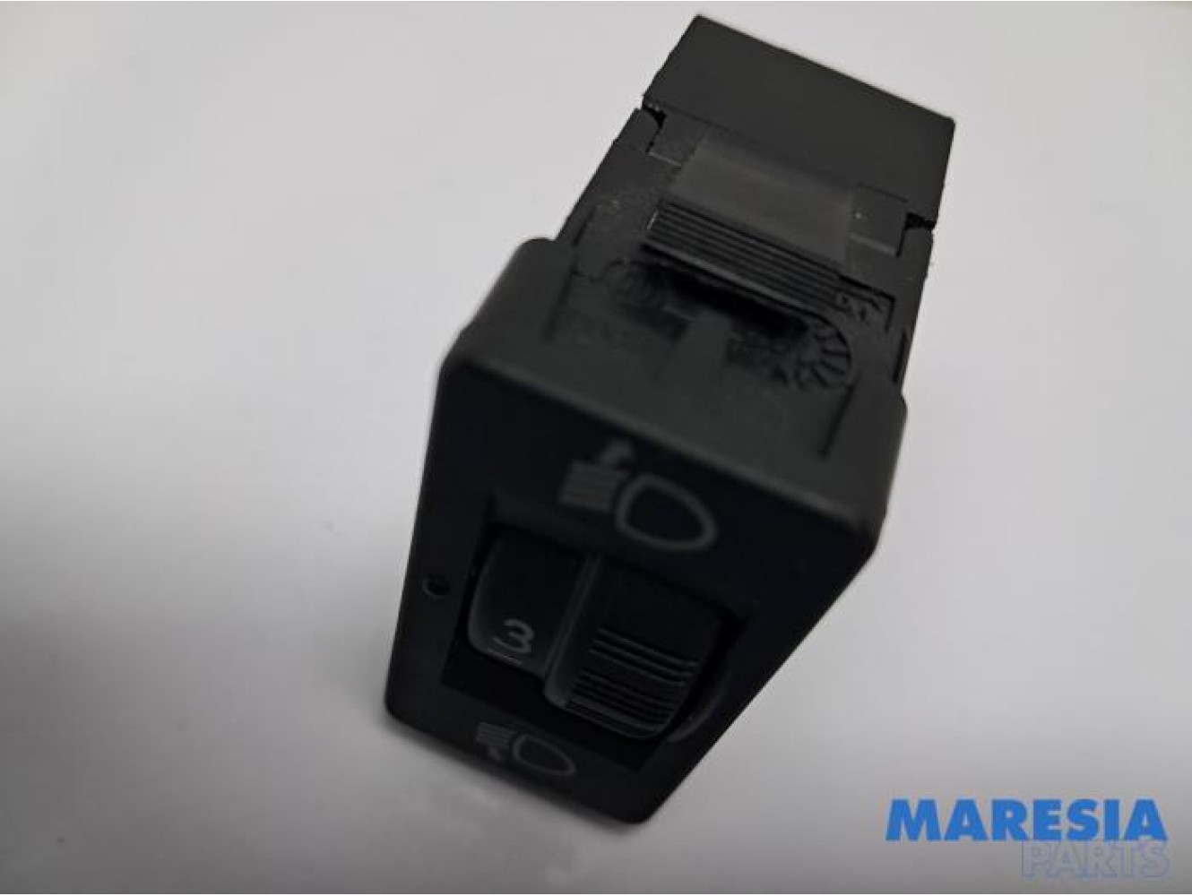Citroen - C3 - AIH headlight switch