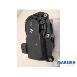 Opel - Vivaro - Sliding door rail, right