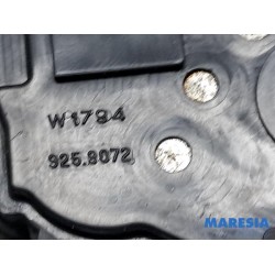 Citroen - C3 - Front wiper motor
