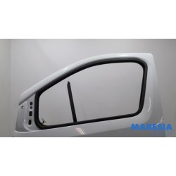 Opel - Vivaro - Portier 2Deurs links