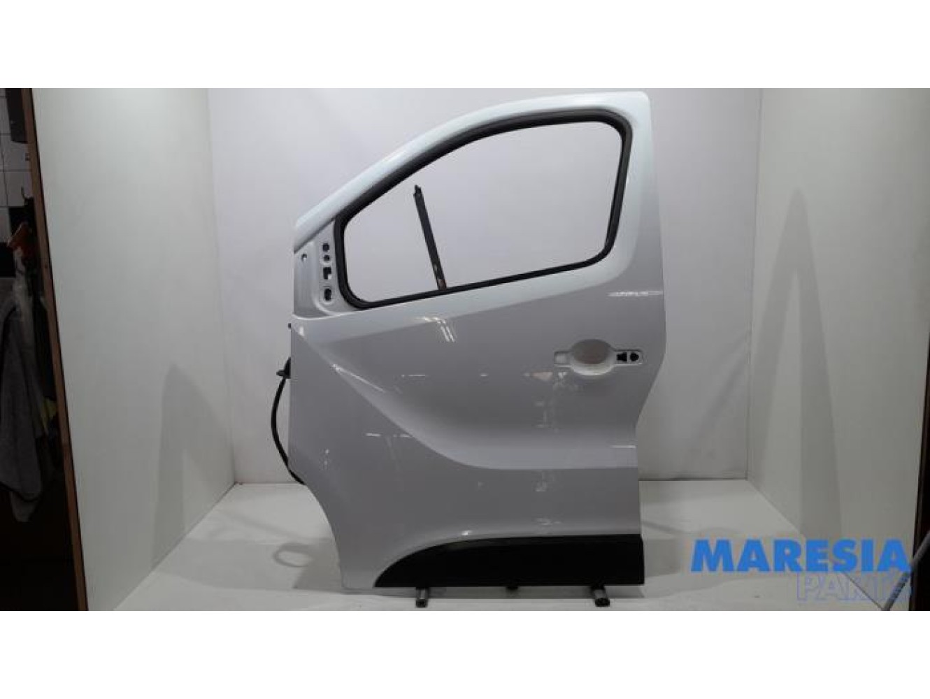 Opel - Vivaro - Portier 2Deurs links
