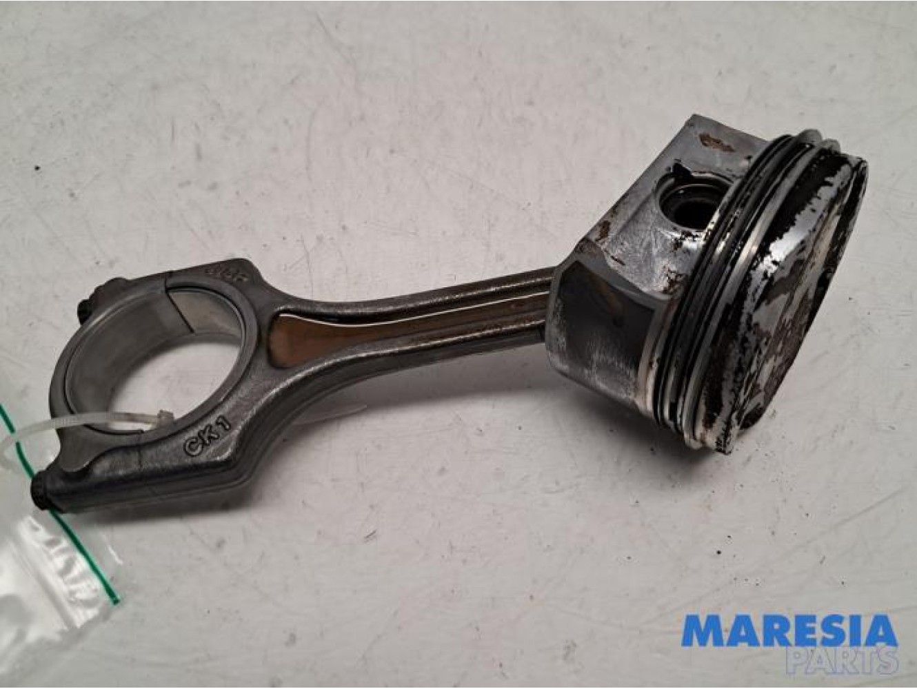 Citroen - C3 - Connecting rod