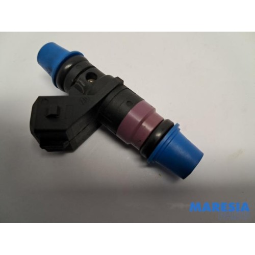 Renault - Megane Scenic - Injector (petrol injection)