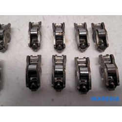 Renault - Megane Scenic - Rocker arm