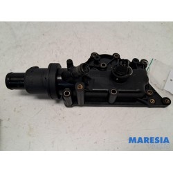 Renault - Megane Scenic - Boîtier thermostat