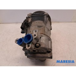 Renault - Clio - Air conditioning pump