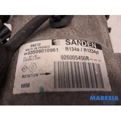 Renault - Clio - Air conditioning pump