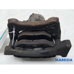 Renault - Clio - Front brake calliper, left