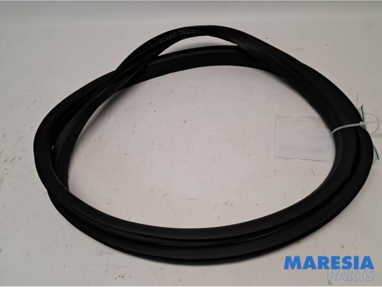 Renault - Clio - Portierrubber 4Deurs rechts-achter