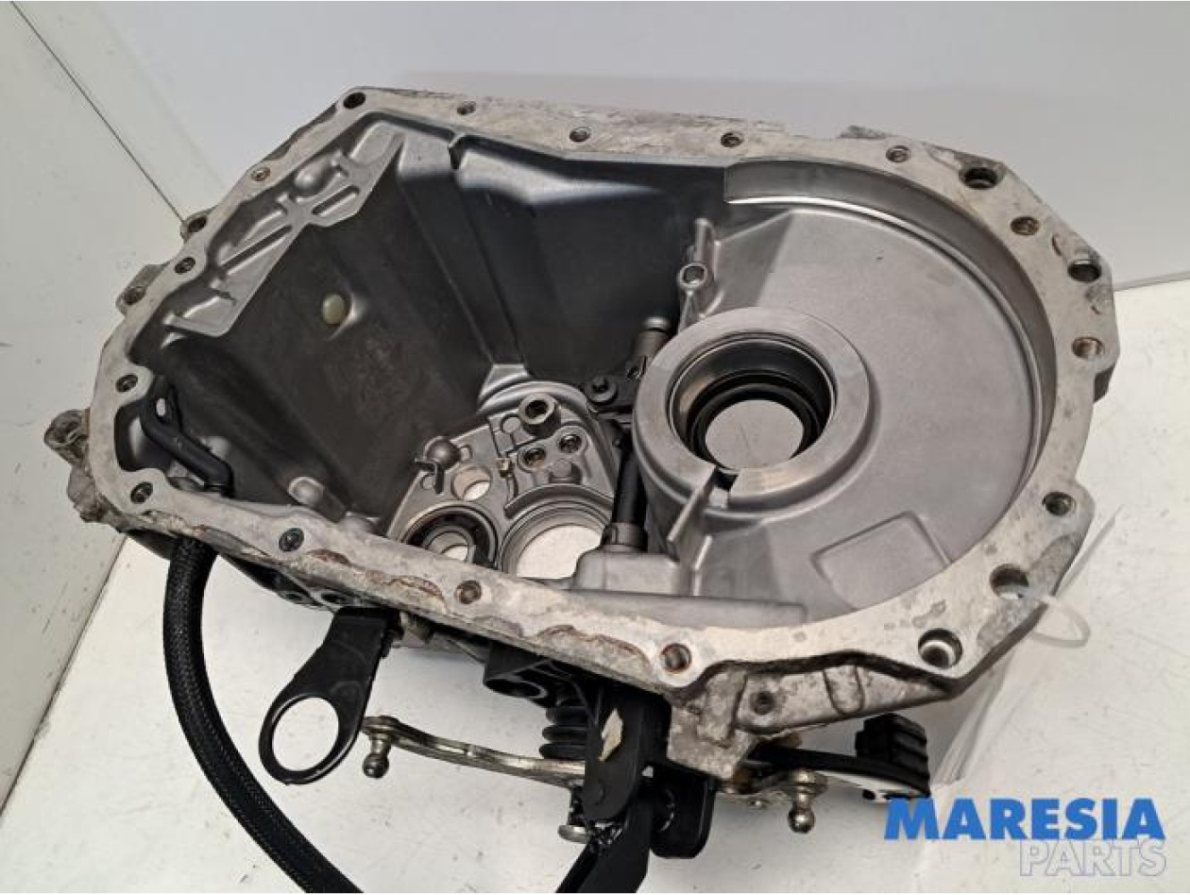 Renault - Captur - Gearbox casing