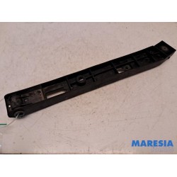 Renault - Clio - Front part support