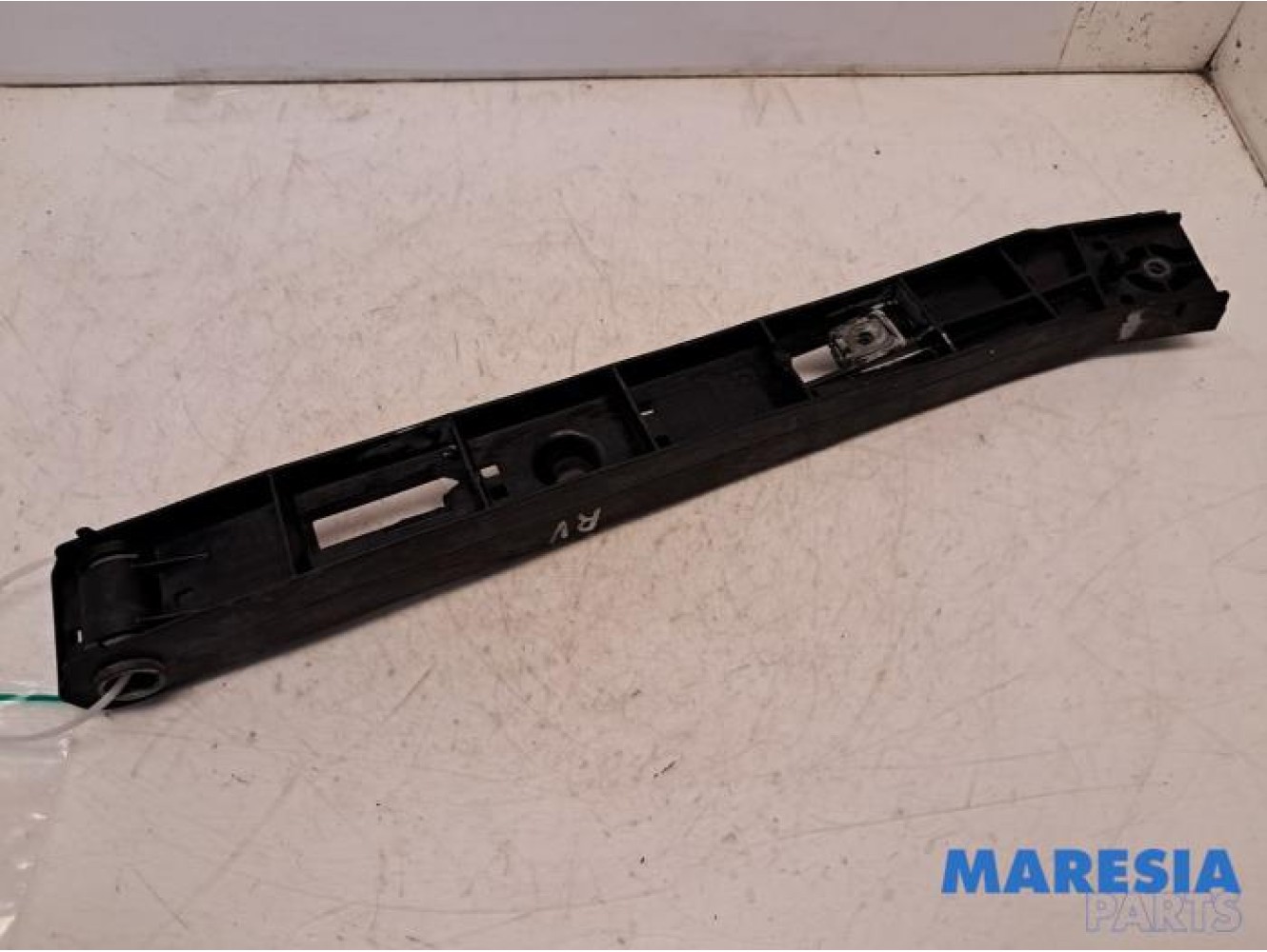 Renault - Clio - Front part support