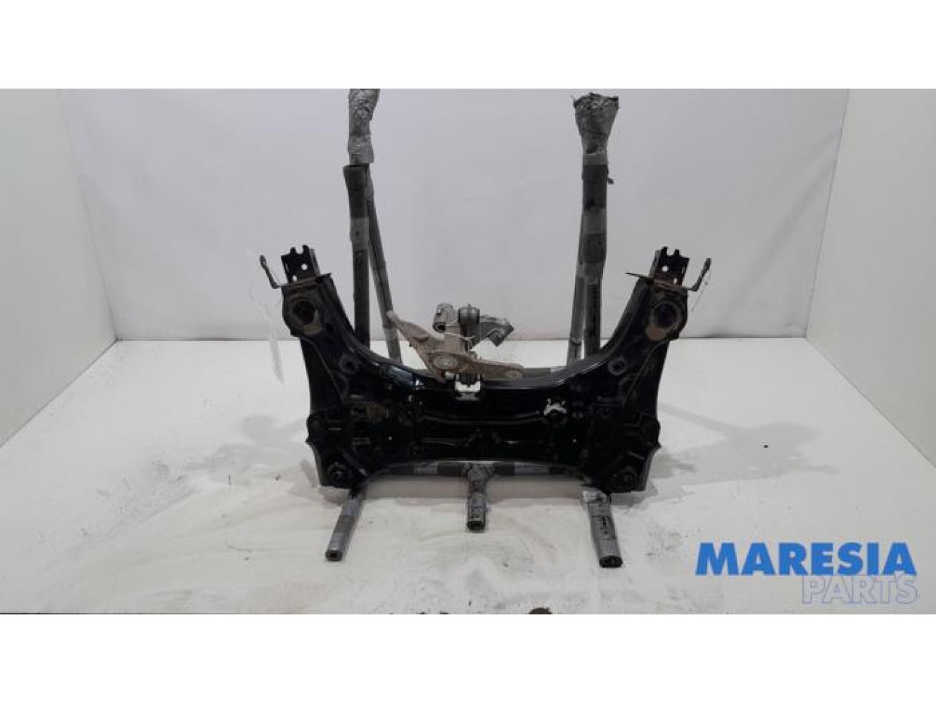 Renault - Clio - Subframe