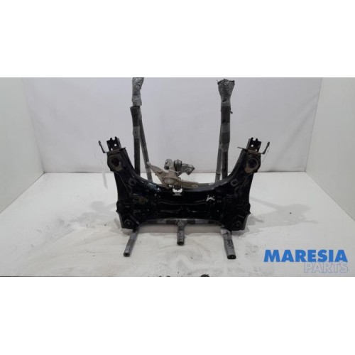 Renault - Clio - Subframe