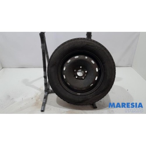 Opel - Vivaro - Reserverad