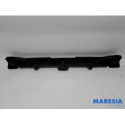 Renault - Arkana - Rear bumper bracket central