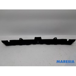 Renault - Arkana - Rear bumper bracket central