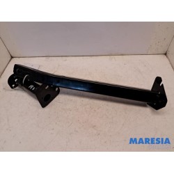 Renault - Arkana - Front part support