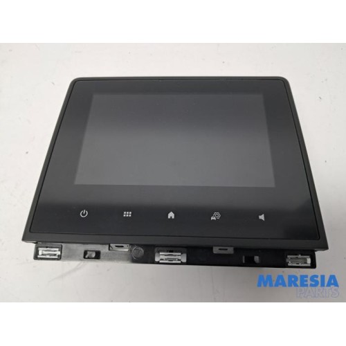 Renault - Clio - Navigation Display