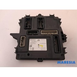 Renault - Clio - Engine management computer