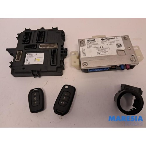 Renault - Clio - Engine management computer