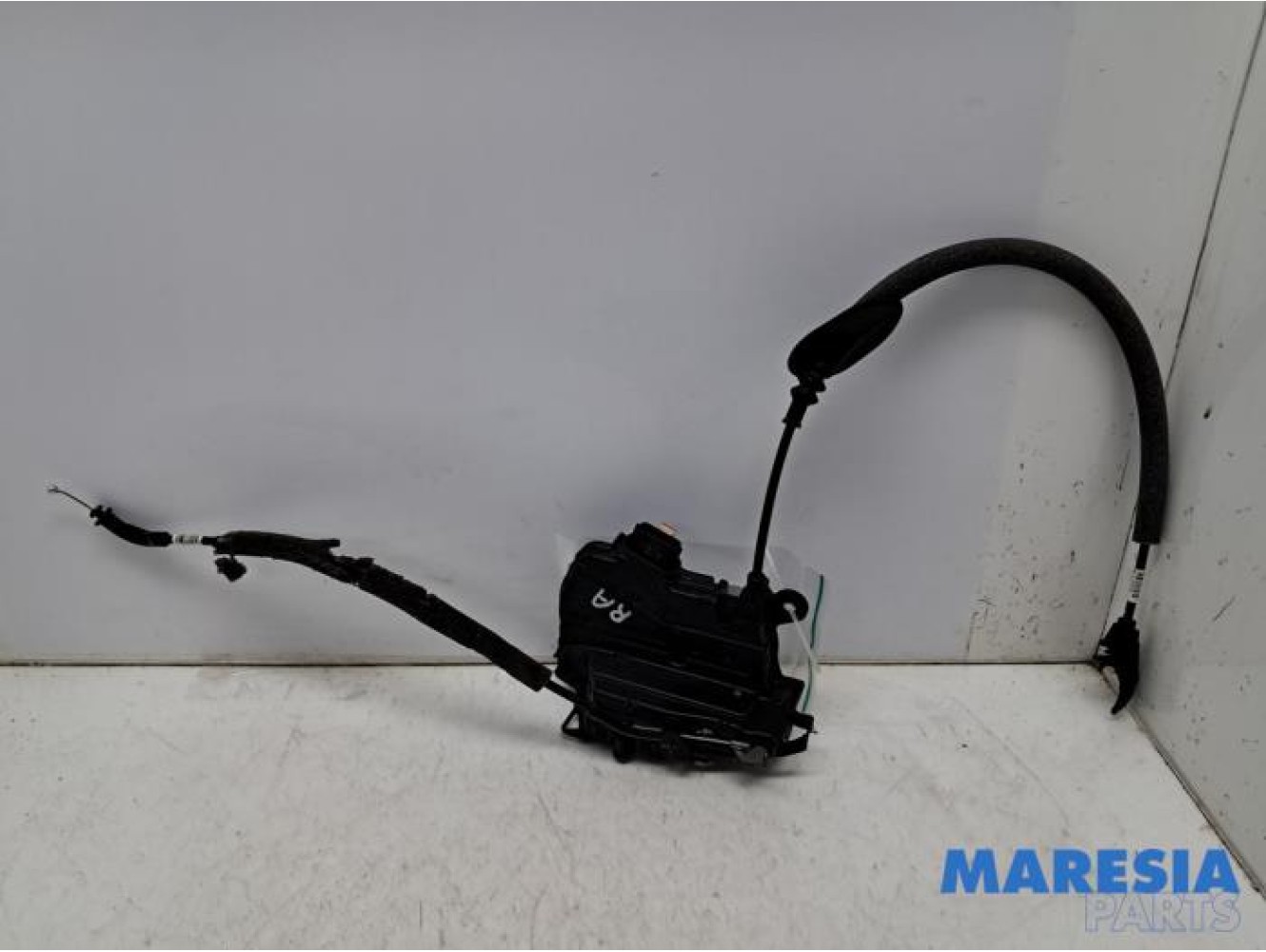 Renault - Clio - Rear door mechanism 4-door, right