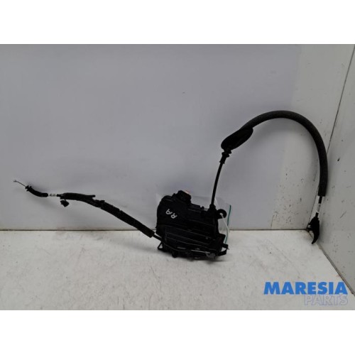 Renault - Clio - Rear door mechanism 4-door, right