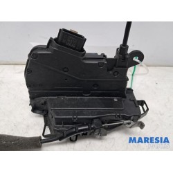 Renault - Clio - Front door lock mechanism 4-door, right