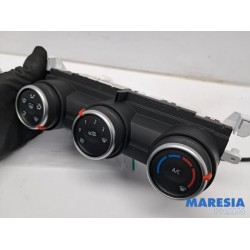Renault - Clio - Heater control panel