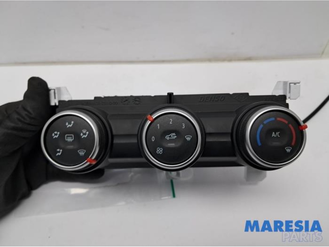 Renault - Clio - Heater control panel
